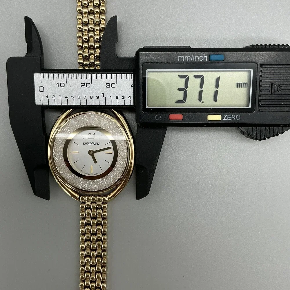 Swarovski Women Watch 37mm Oval Gold Tone Crystal Swiss 5200399 New Battery 7.5